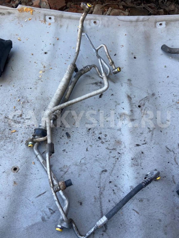 Трубка кондиционера BMW X5 E53 (1999—2003) BMW X5 оригинальный номер 64118385550