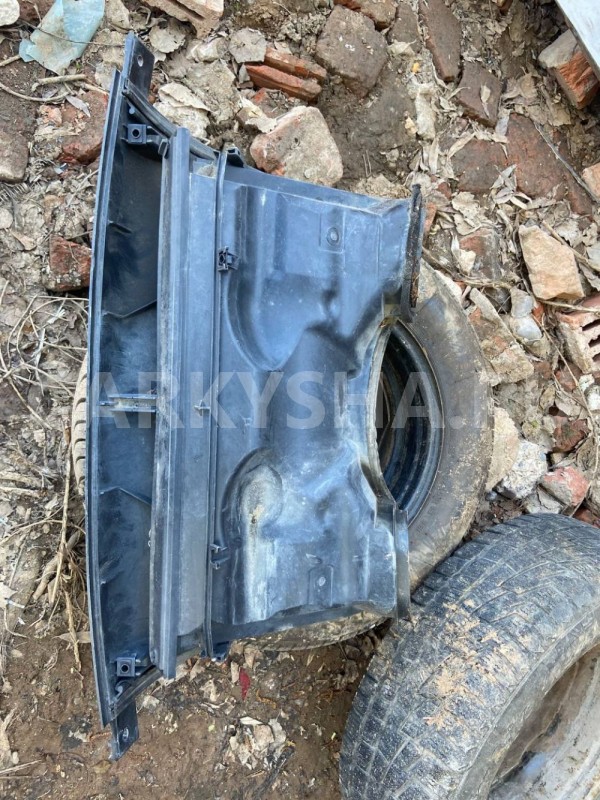 Воздуховод BMW X5 E53 (1999—2003) BMW X5 оригинальный номер 64318409042