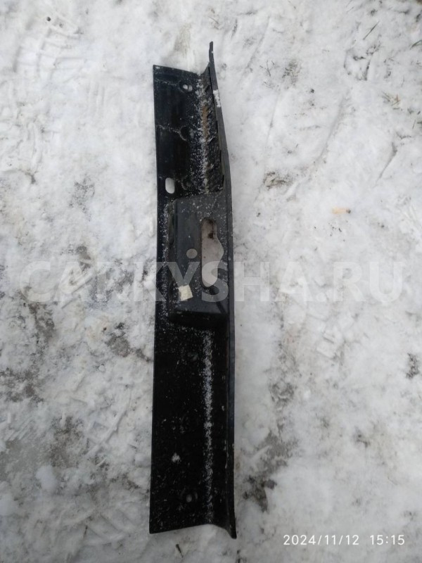 накладка замка багажника Ford Focus I (1998—2004) Ford Focus оригинальный номер 98abf40352