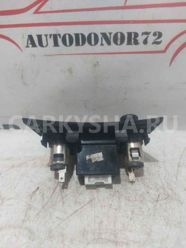 Блок AUX+USB Hyundai Solaris Hyundai Solaris оригинальный номер 846211R100RY
