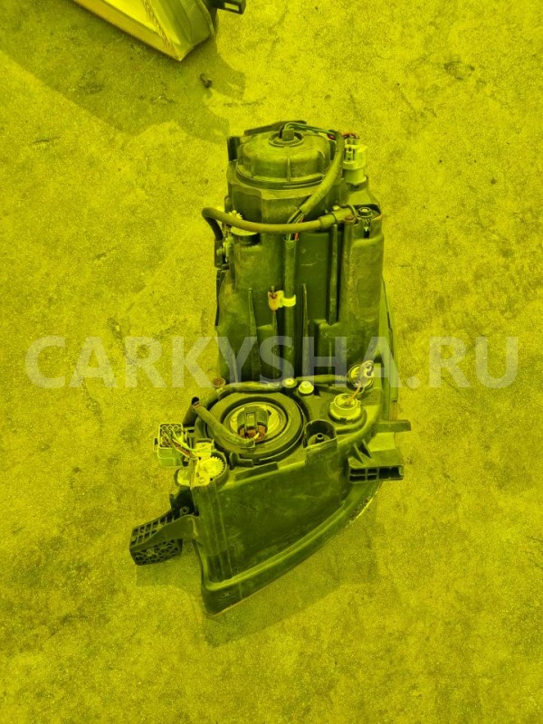 Фара Mitsubishi i 