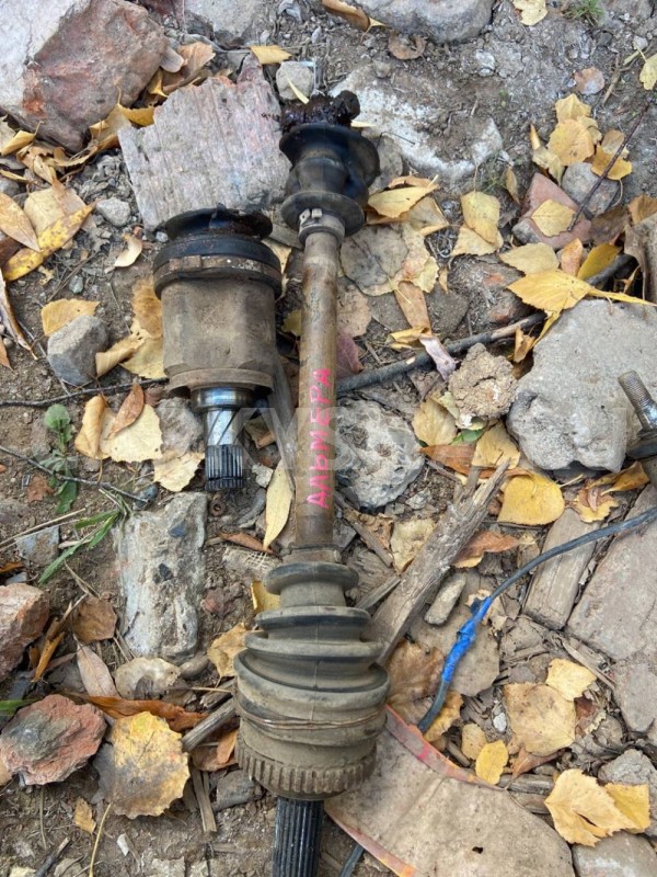 Привод передний левый Nissan Almera N16 рестайлинг (2002—2006) Nissan Almera оригинальный номер 39101BM580