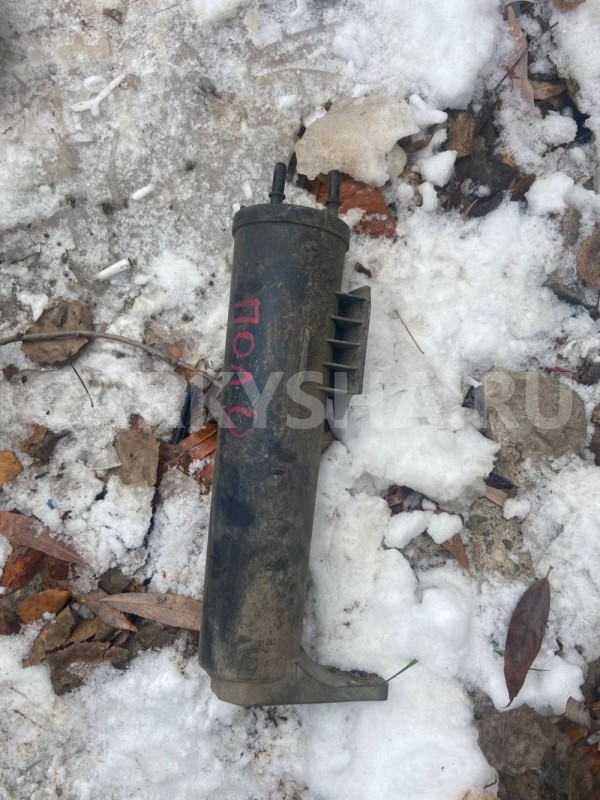 Абсорбер (фильтр угольный) Volkswagen Polo IV (2001—2005) Volkswagen Polo оригинальный номер 6Q0201801B