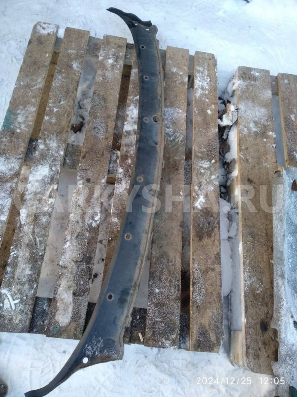 Жабо (накладка дворников) BMW X5 E70 (2006—2010) BMW X5 оригинальный номер 51717151969