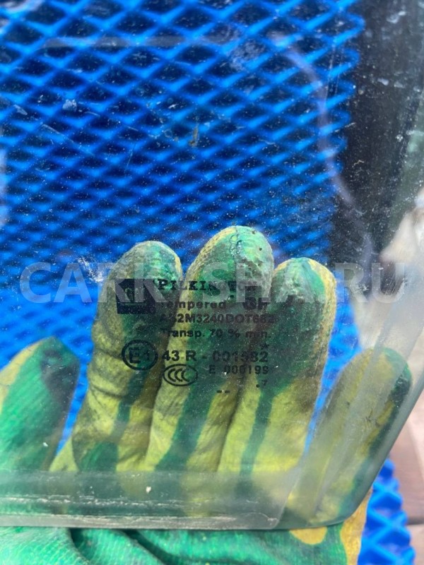 Стекло двери передней левой Opel Astra GTC H (2004—2007) Opel Astra оригинальный номер 93183612