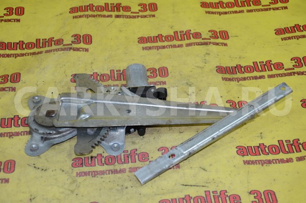 Стеклоподъемник электр. задний правый Mitsubishi Colt оригинальный номер MN105758