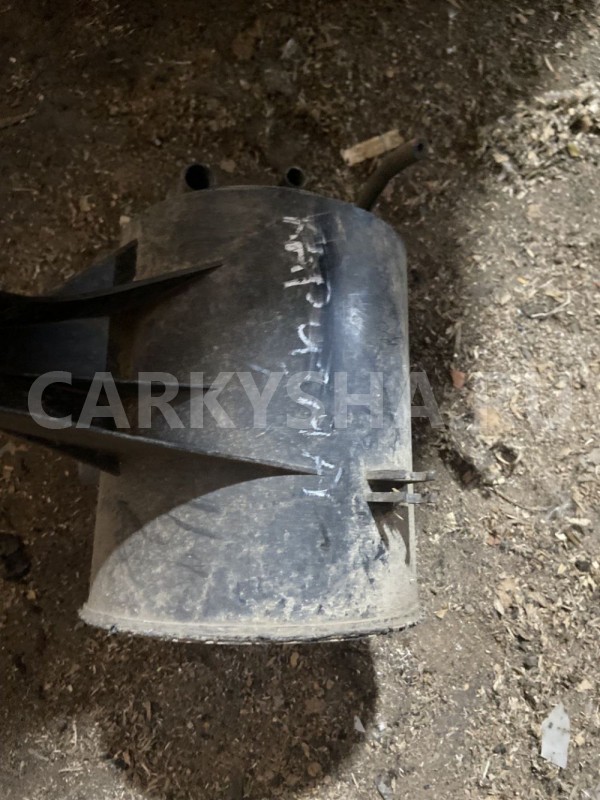 Абсорбер (фильтр угольный) Mitsubishi Carisma I рестайлинг (1999—2004) Mitsubishi Carisma оригинальный номер MR481121