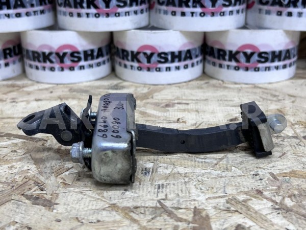 Ограничитель двери задний левый Toyota Land Cruiser Prado 120 Series Внедорожник 5 дв. оригинальный номер 68640-60090