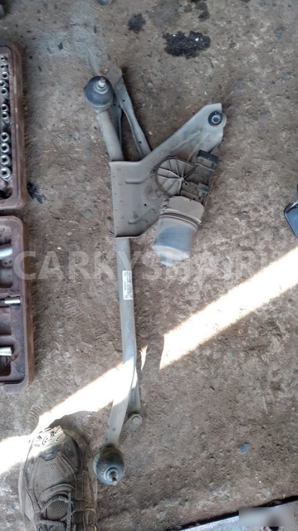 Трапеция стеклоочистителей Renault Logan I (2004—2009) Renault 20 