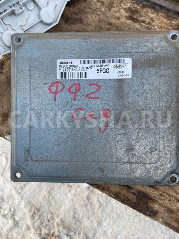 Эбу Ford Focus II рестайлинг (2007—2011) Ford Focus оригинальный номер 7m5112a650akc