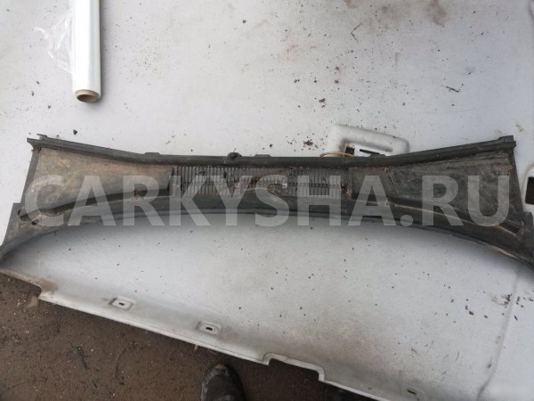 Жабо (накладка дворников) Chevrolet Niva I (2002—2009) Chevrolet Niva 